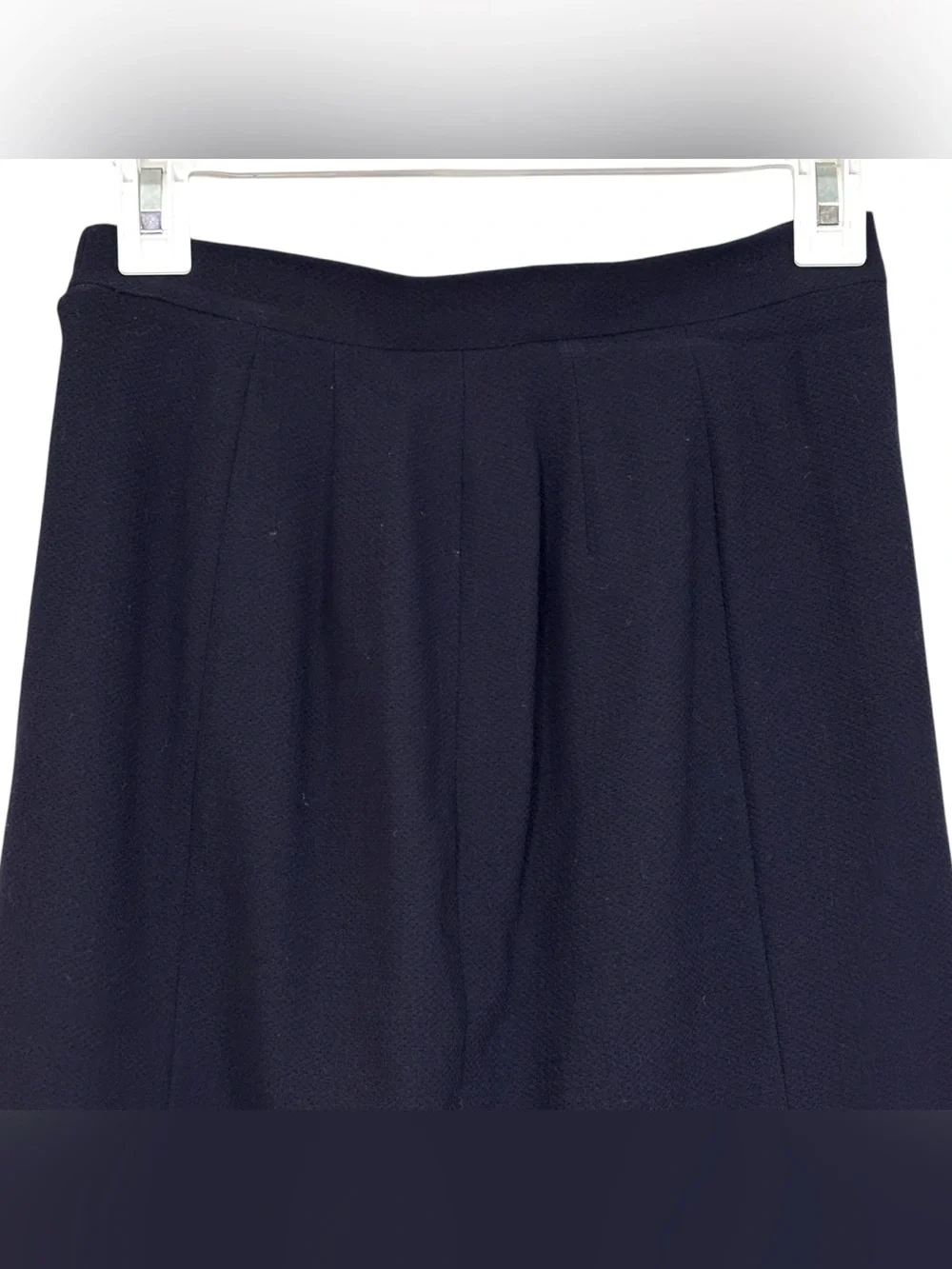 Chanel Authentic Dark Navy Blue Vintage 100% Wool Skirt Size 36 or US 4/6